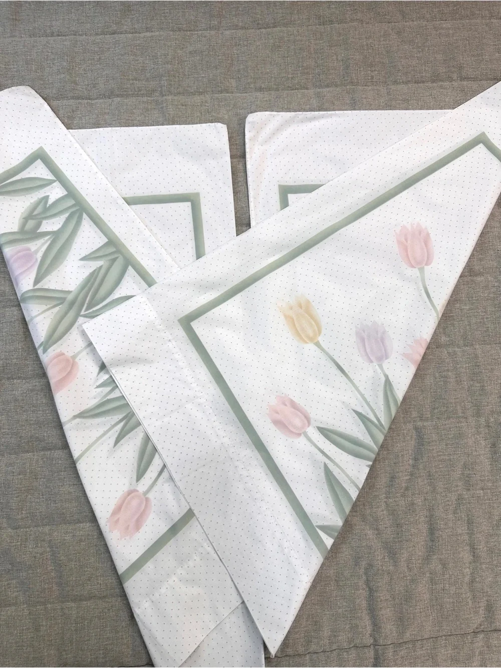 2xPillowcase Floral Tulip Garden Standard Cottagecore Soft Pastel Vintage